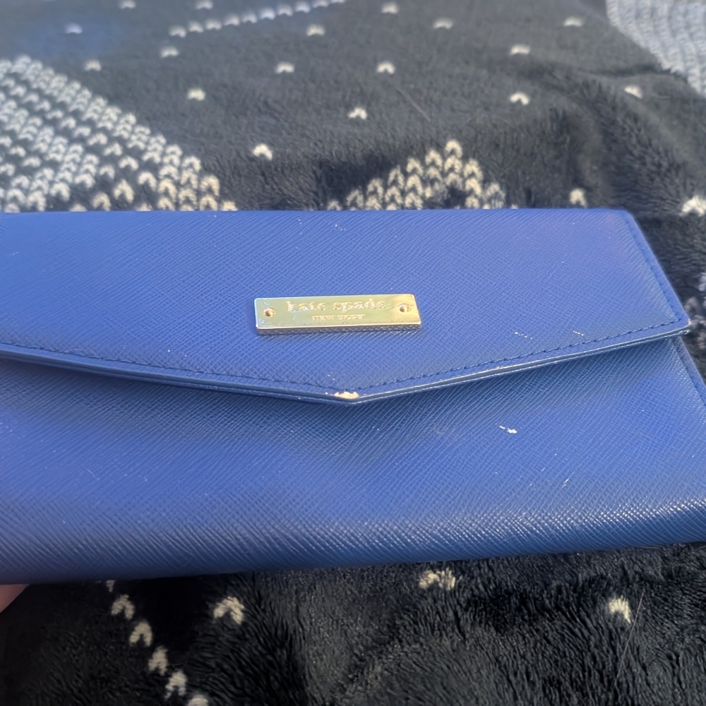 Kate Spade Blue Wallet GUC - Picture 7 of 8